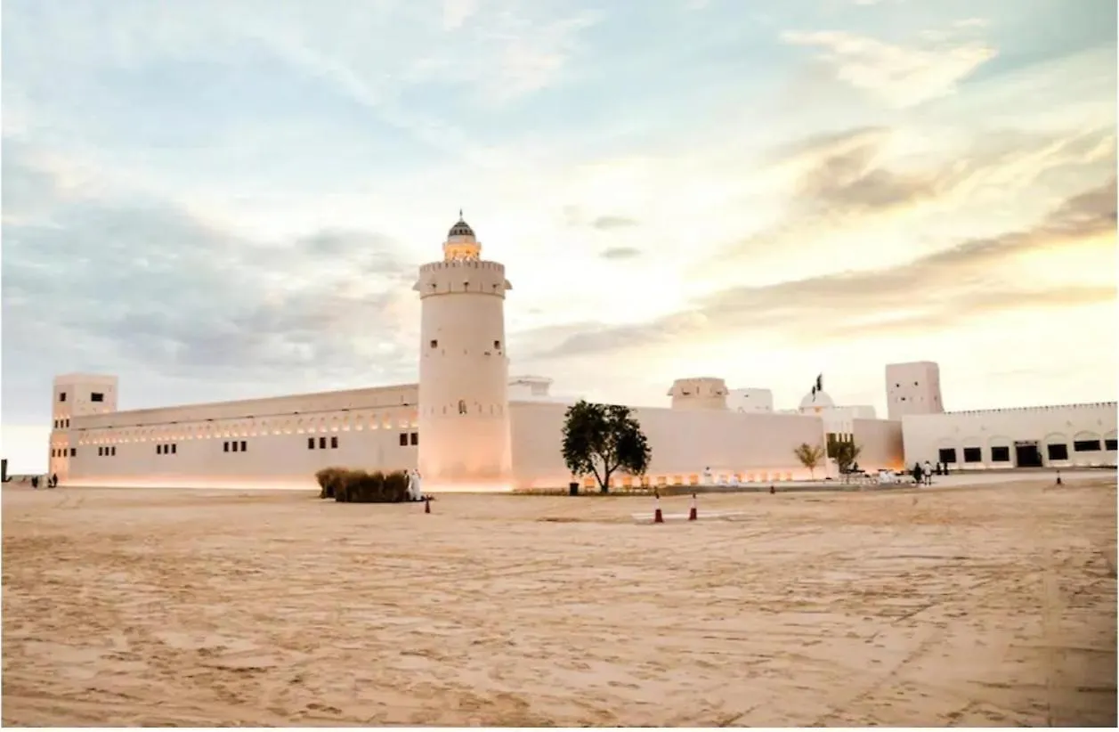 Adorable Master Room - Heart Of Abu Dhabi 0*,